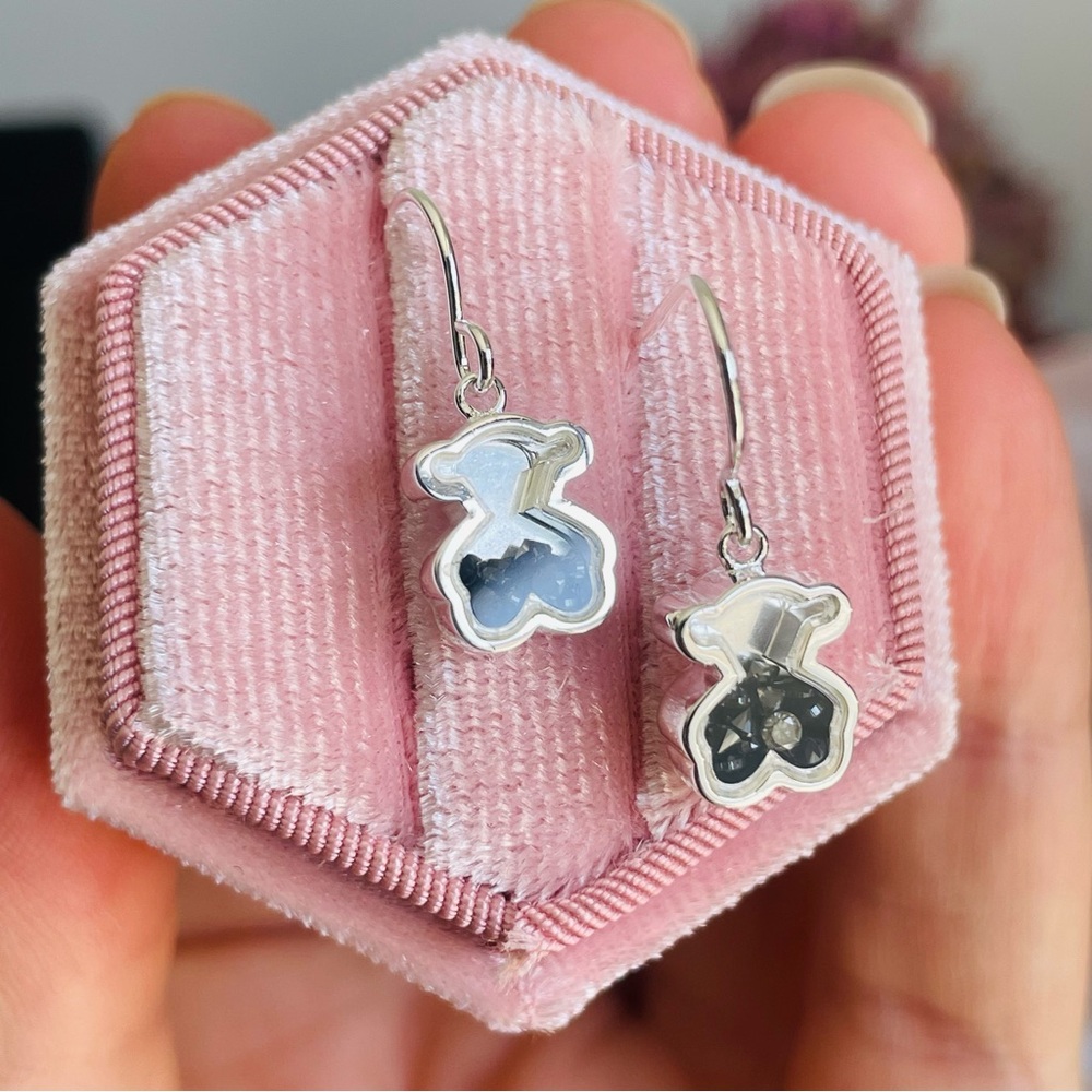Tous Mini Onyx Diamond Cut Inside Bear Silver Case Dandle Hooks Long Earrings